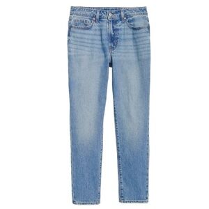 Old Navy Curvy Straight Ankle Jeans